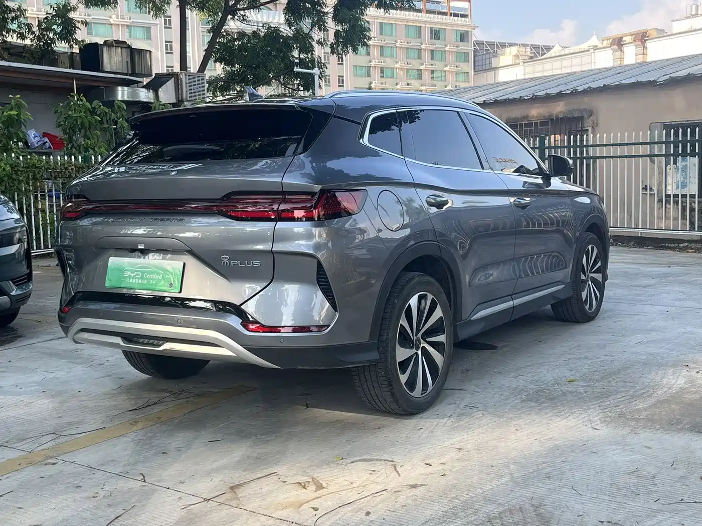 Photo 10 - BYD Song PLUS PHEV