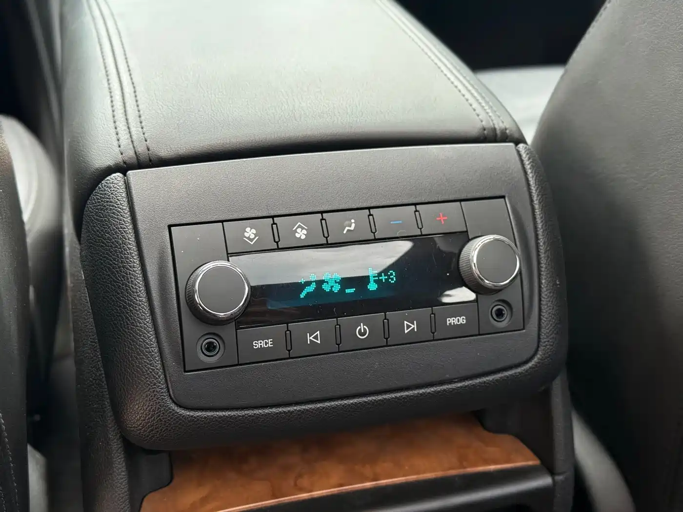 Buick Enclave 2010 2010 3.6L Elite Edition
