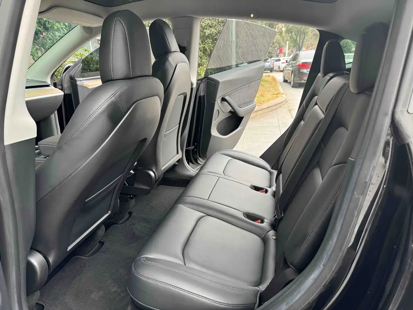 Tesla Model Y 2021 Standard Range Rear-Wheel Drive фото 5