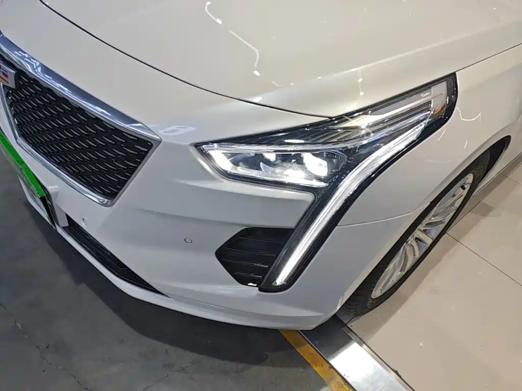 Cadillac CT6 2023 2022 28T Luxury