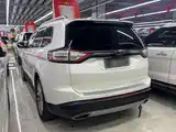 Фото 11 - Ford Edge