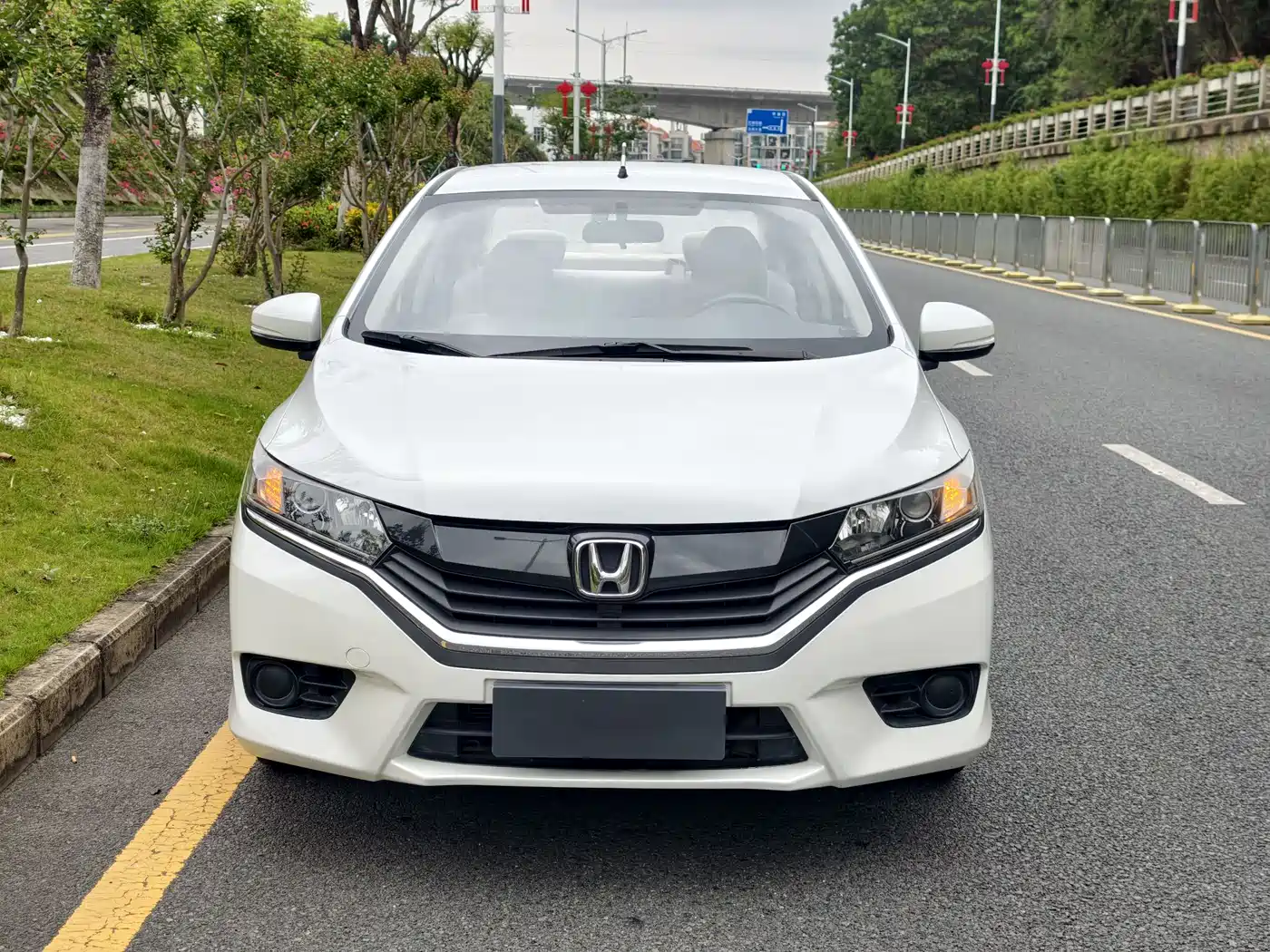 Honda Greiz 2018 2016 1.5L Manual Classic Edition