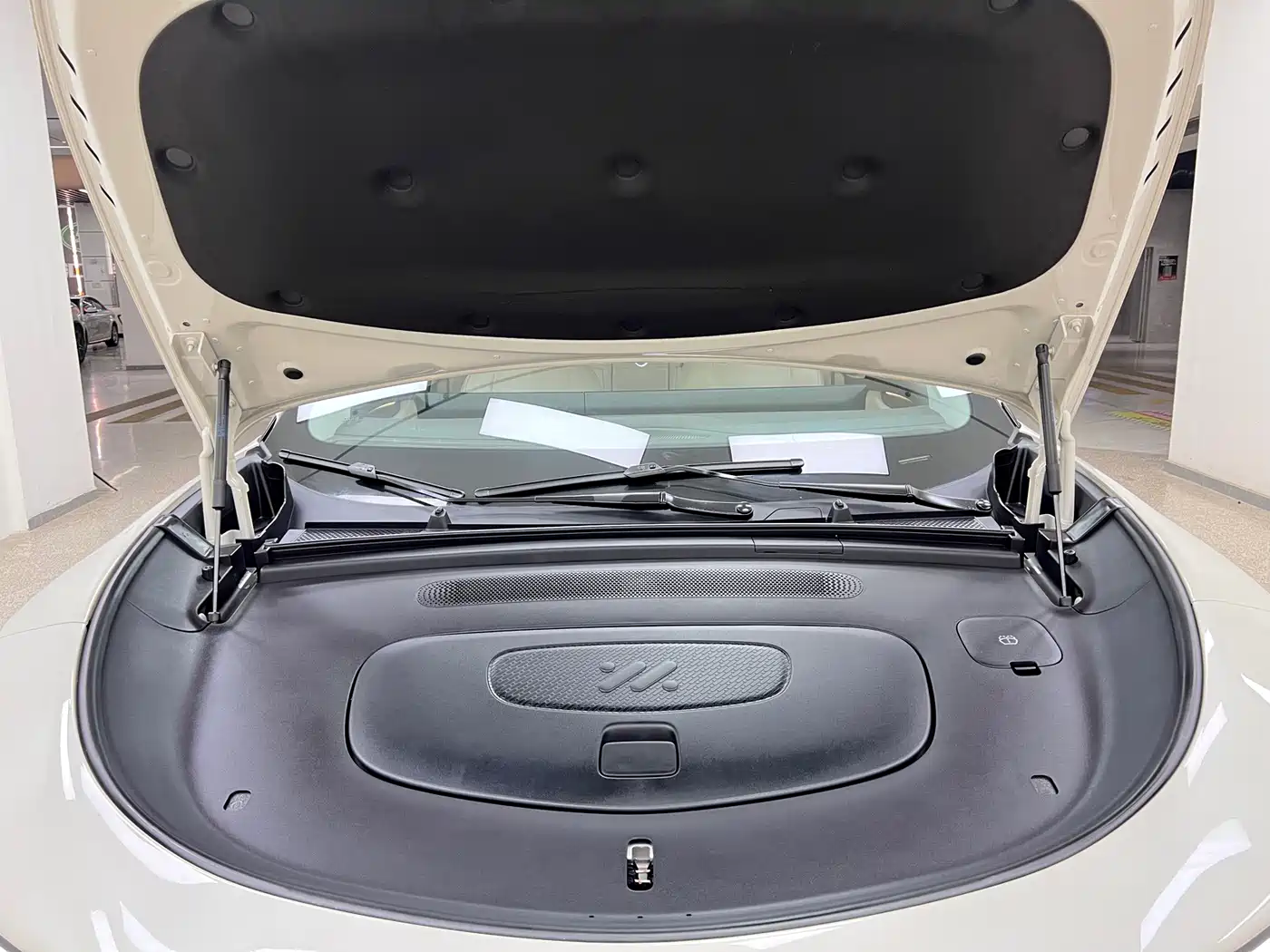 IM Motors IM LS6 2023 2023 Max Ultra Performance Edition