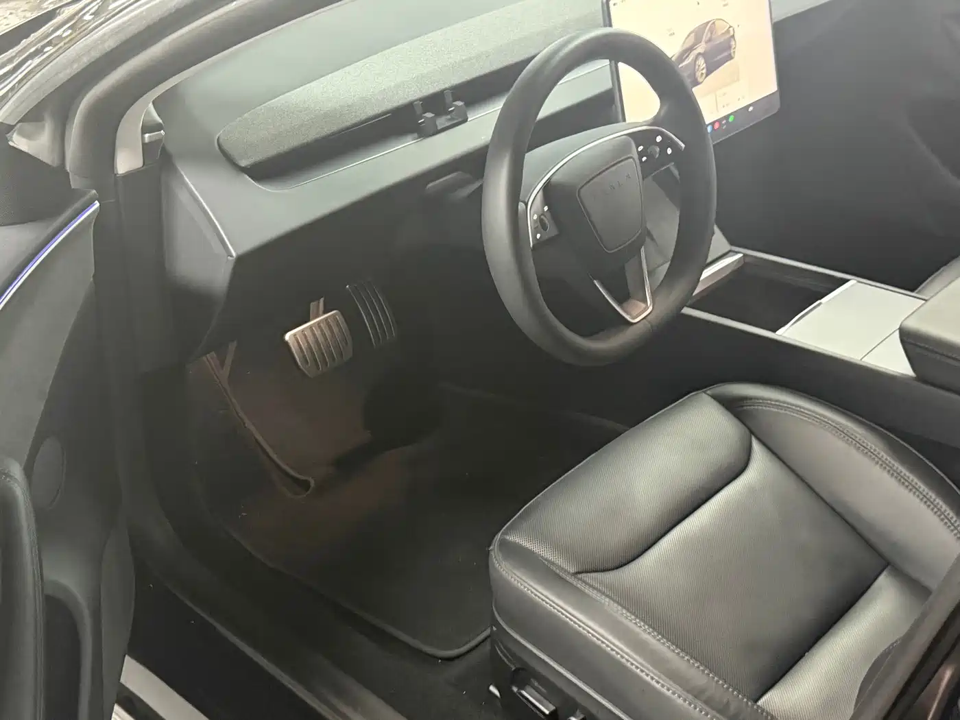 Фото 5 - Tesla Model 3