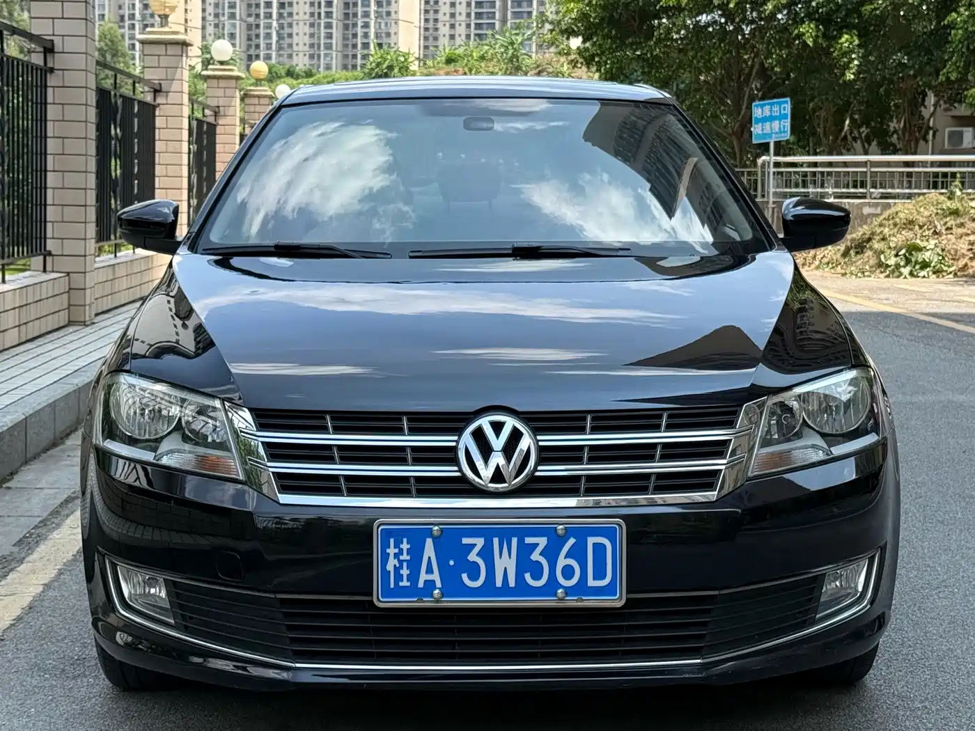 Фото 2 - Volkswagen Lavida