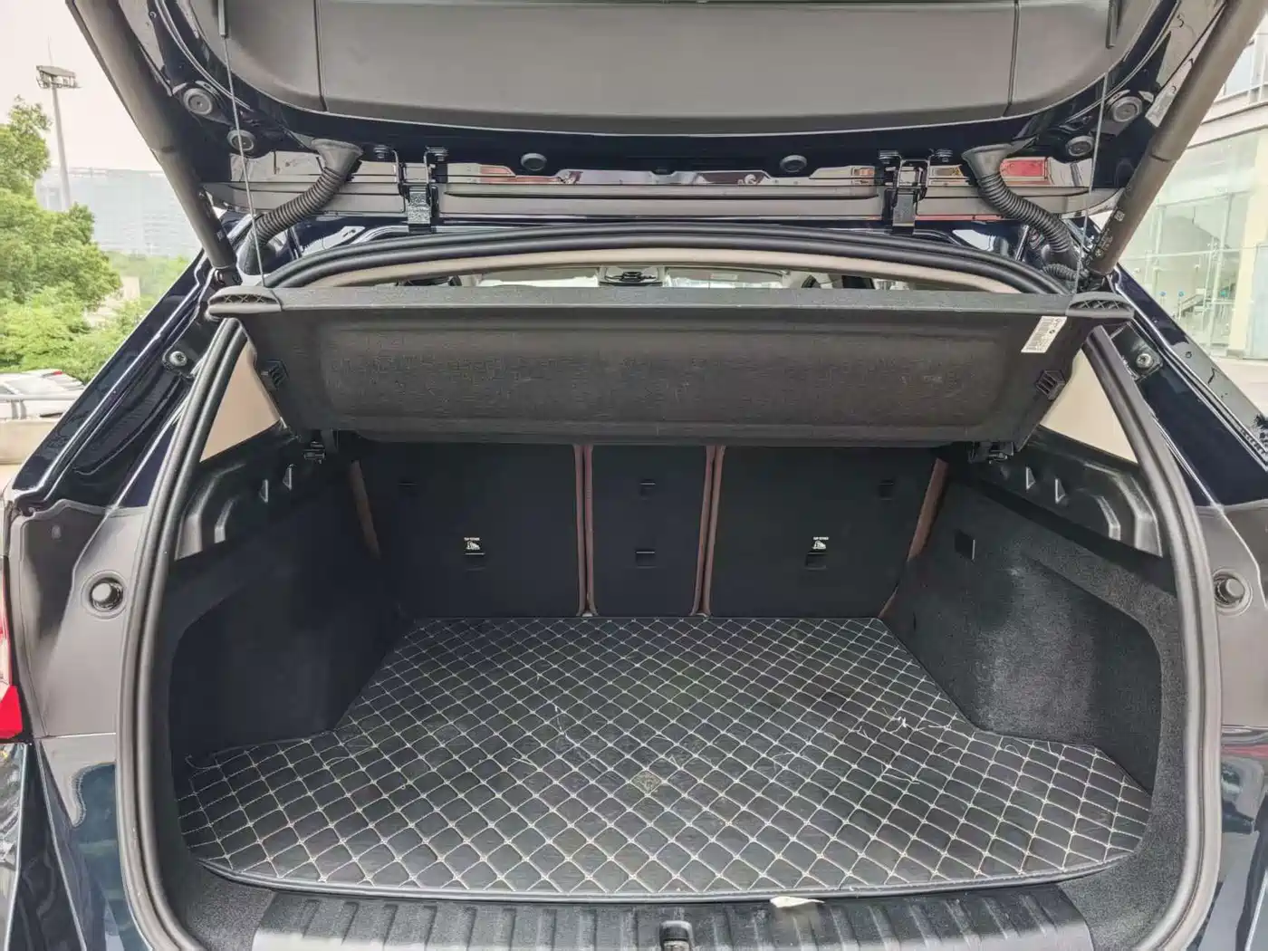 BMW iX1 2025 2025 eDrive25L M Sport Package