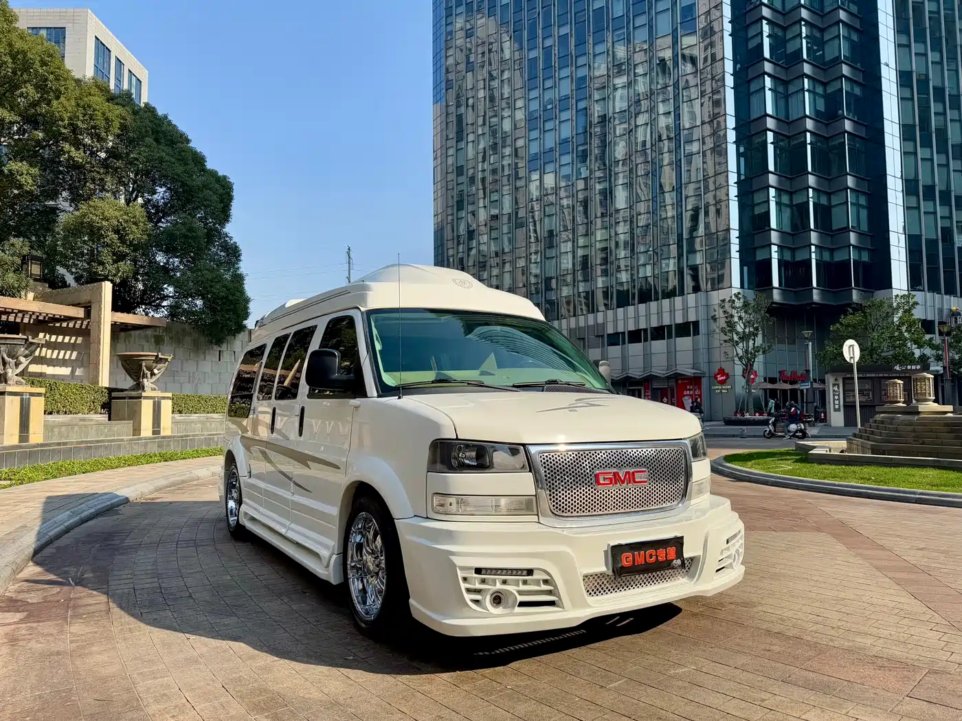 GMC Savana 2013 2013 5.3L AWD Leader Edition
