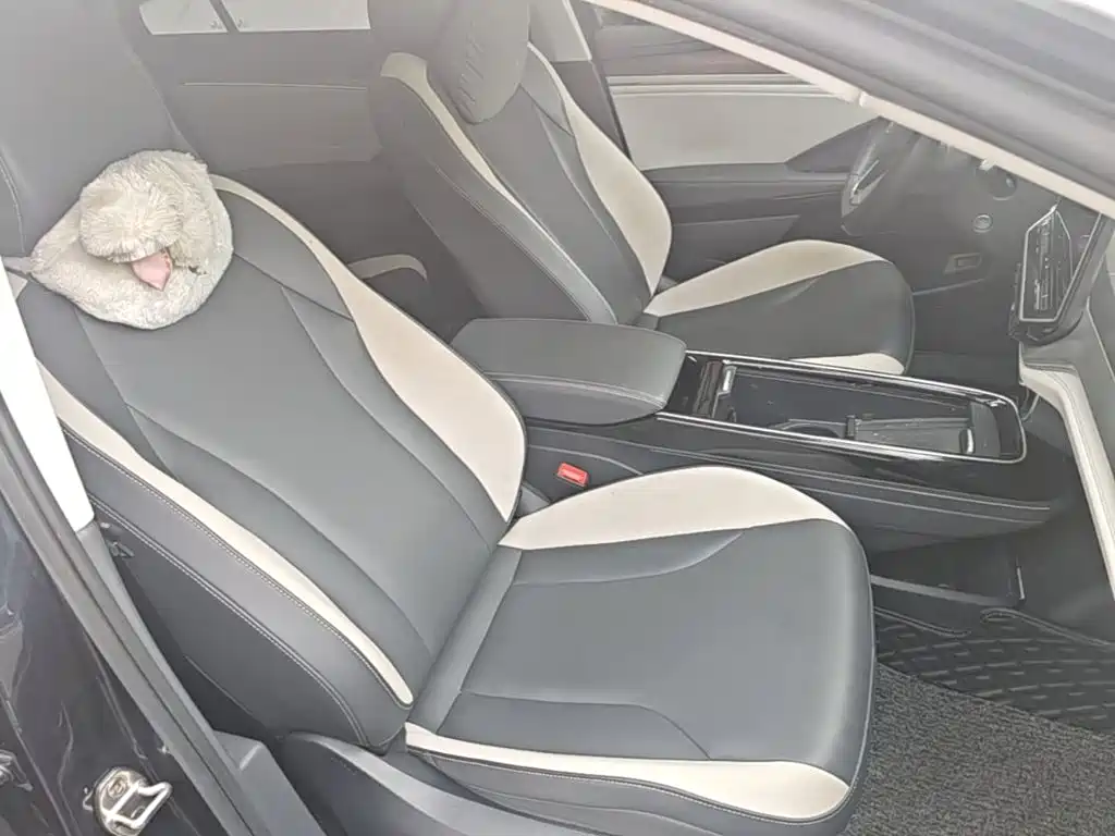 Volkswagen ID.6 CROZZ 2021 2021 Long Range PURE+ Edition