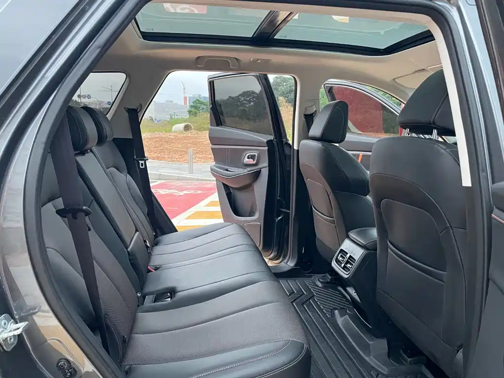 Changan Oshan X7 PLUS 2022 2022 1.5T Blue Whale Edition Auto Executive