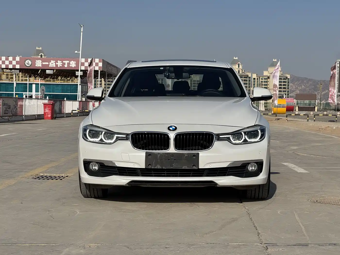 BMW 3 Series 2017 320Li Fashion фото 2