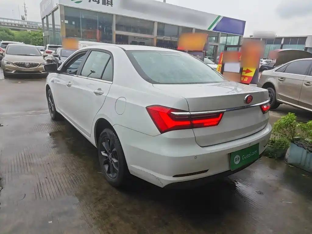 2020 BYD Qin
