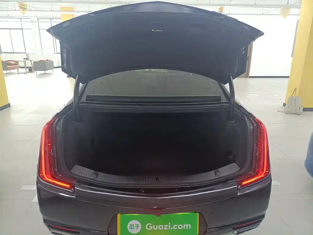 Cadillac XTS 2018 28T Technology фото 15