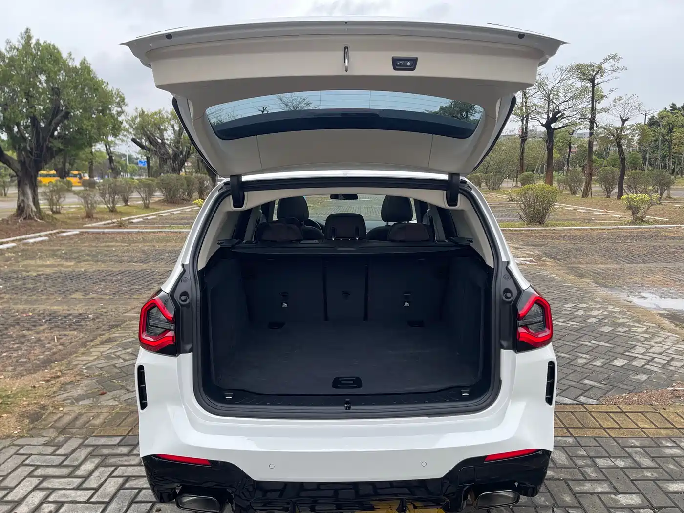 BMW X3 2022 Facelift xDrive30i Leading M Shadow Edition фото 22