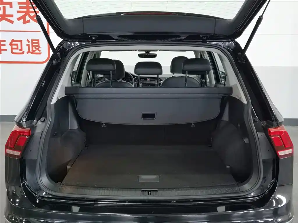 Volkswagen Tiguan L 2018 330TSI Automatic 2WD Luxury Edition фото 16