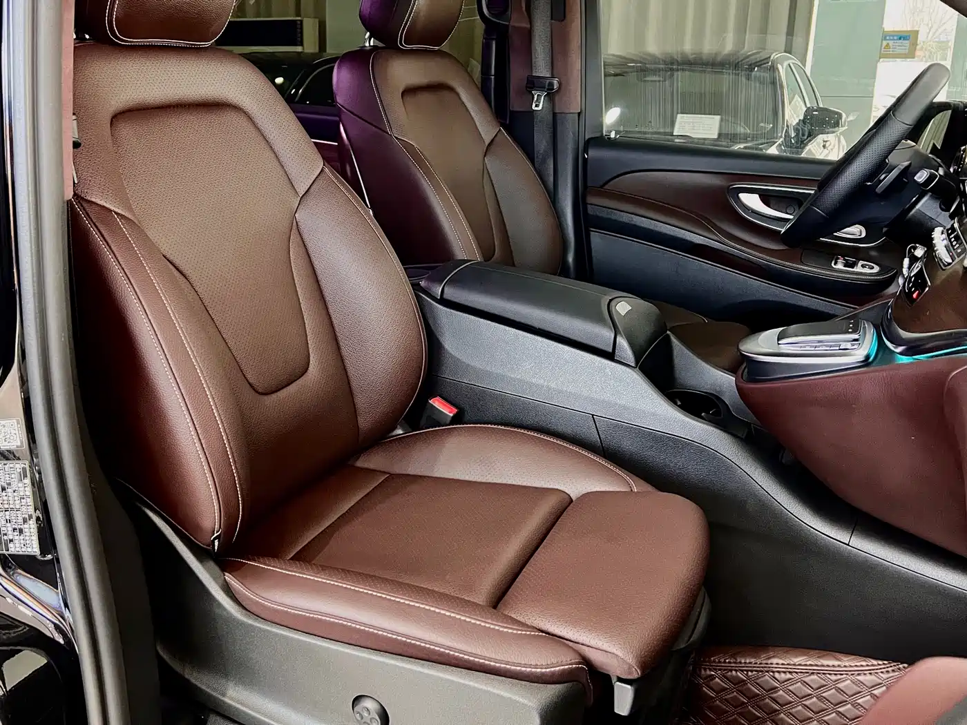 MERCEDES-BENZ V-CLASS