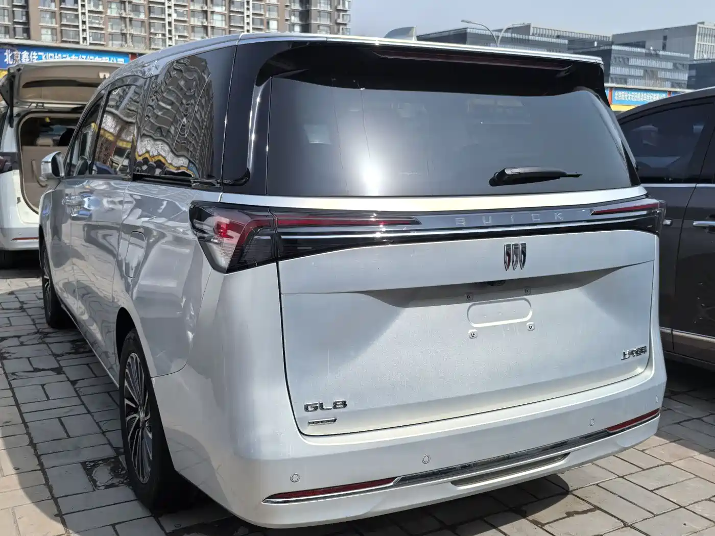 BUICK GL8 NEW ENERGY