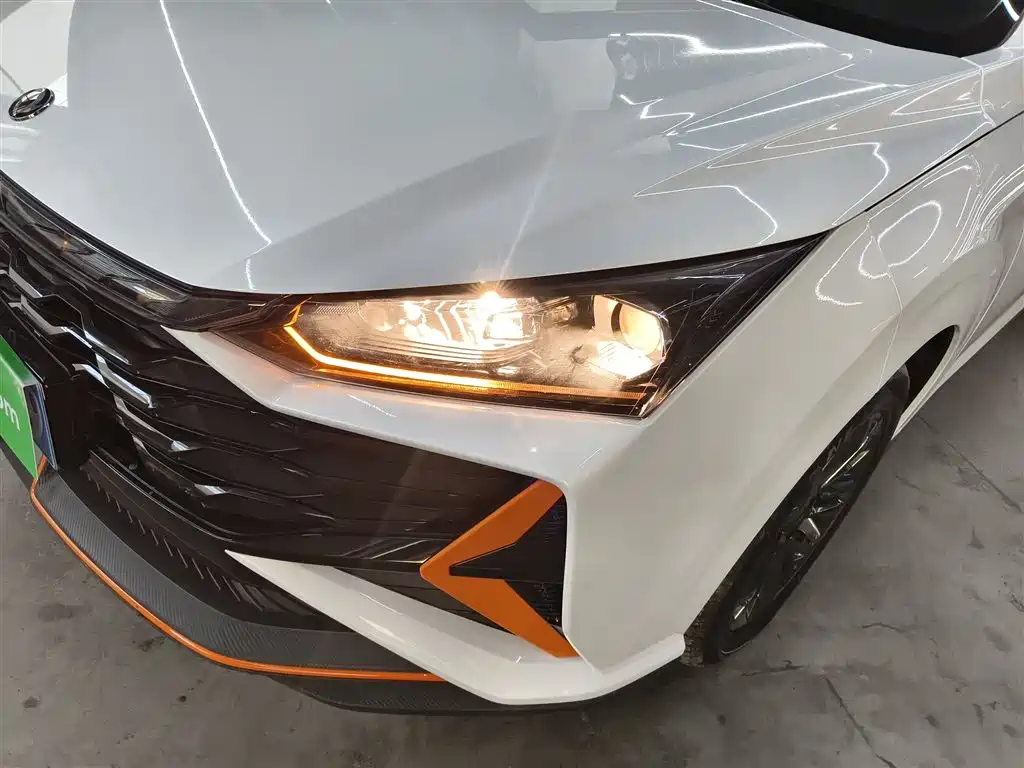 DONGFENG FENGSHEN YI HYUN