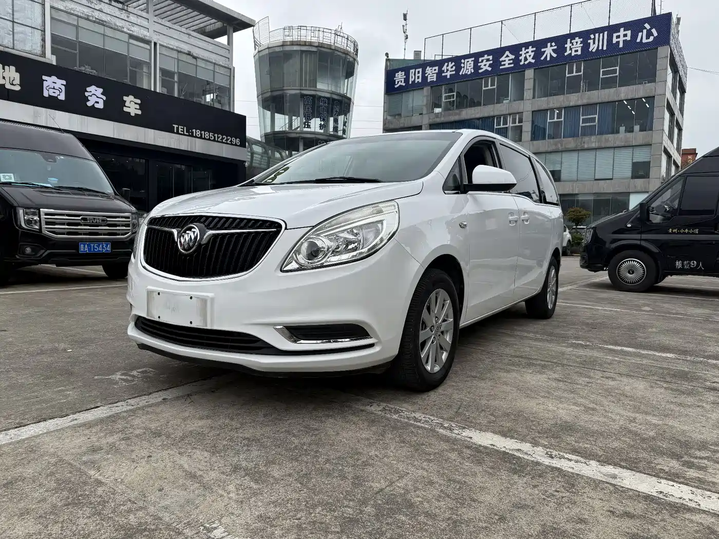 Buick GL8 2017 25S Comfort China V фото 2
