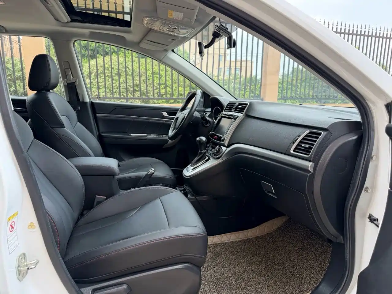 Haval M6 2018 2017 1.5T Automatic 2WD Elite