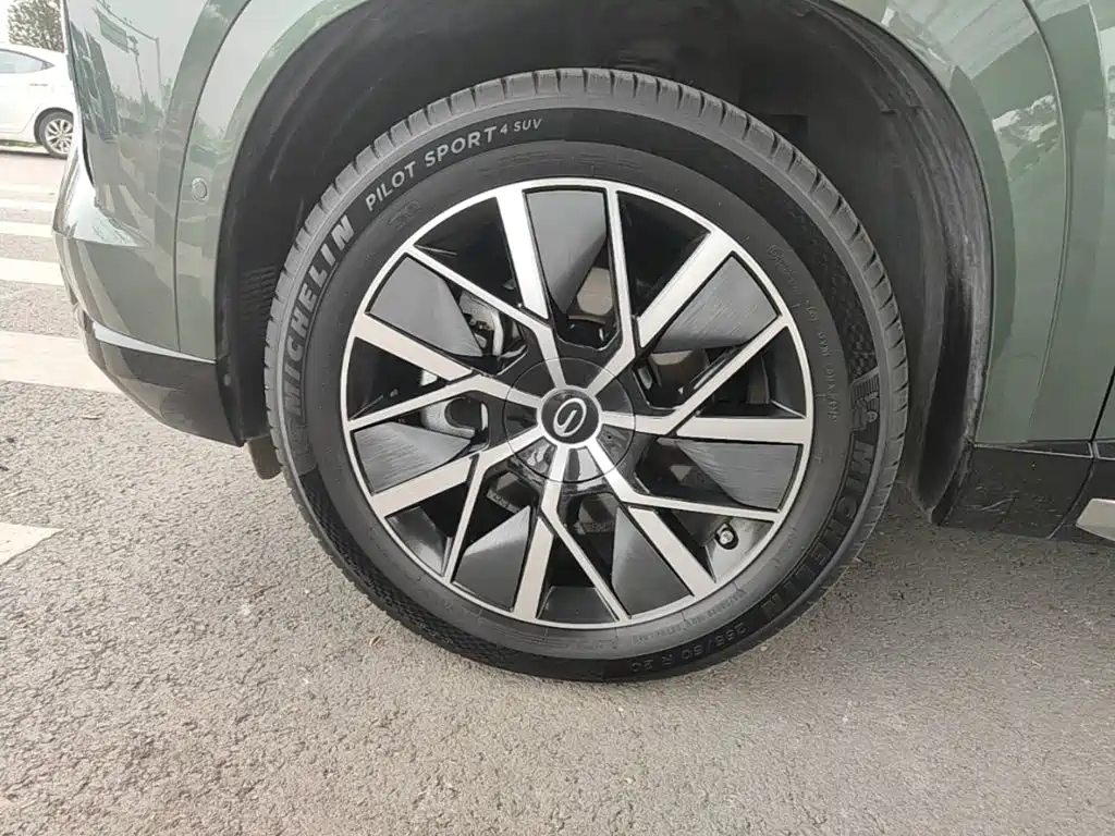 Фото 23 - GAC Trumpchi S7
