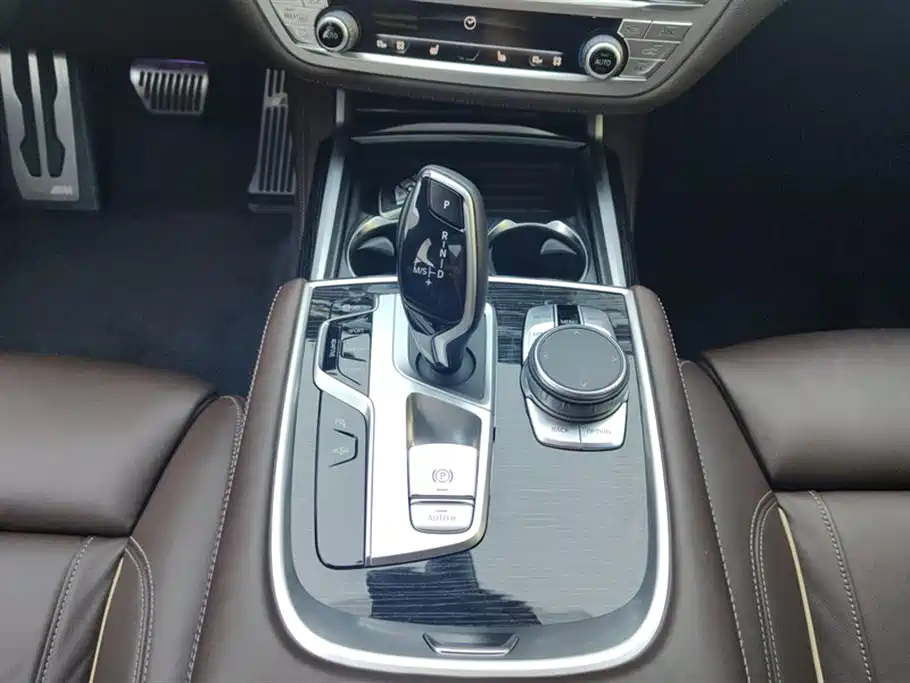 BMW 7 Series 2019 Facelift 730Li M Sport Package фото 16