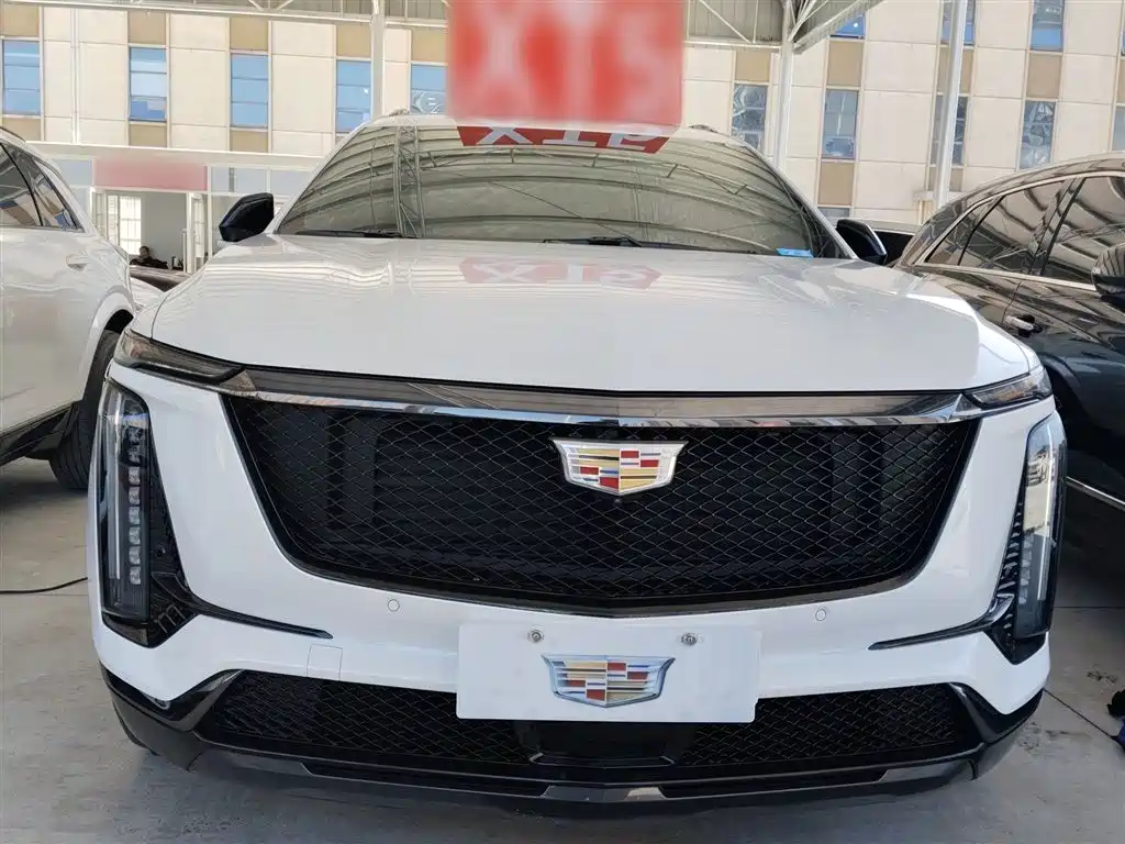 Cadillac XT5 2025 2.0T Premium Model фото 3