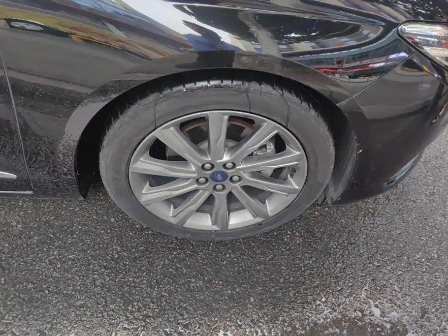 Ford Taurus 2021 2019 EcoBoost 245 Premium Edition