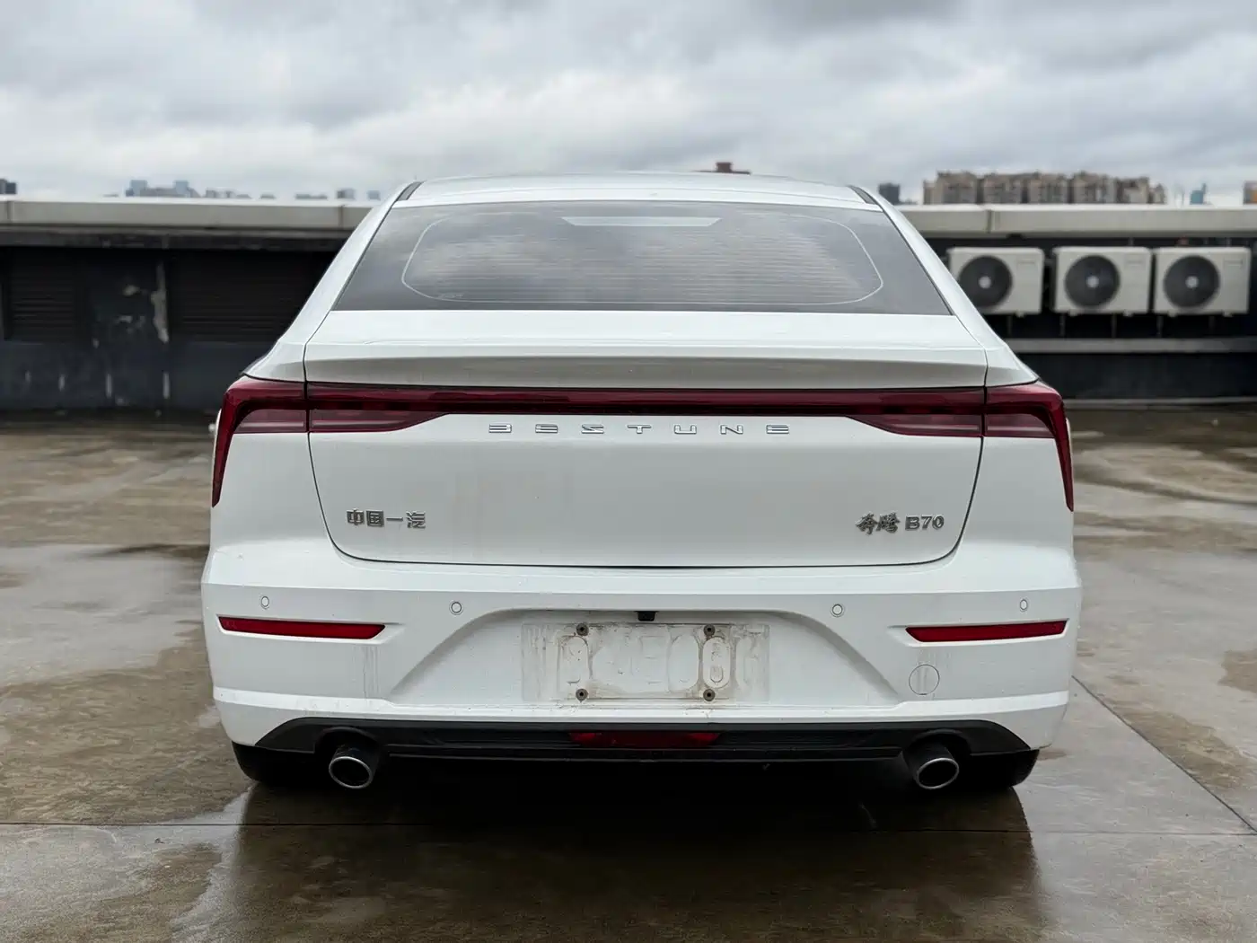 Фото 16 - Besturn B70