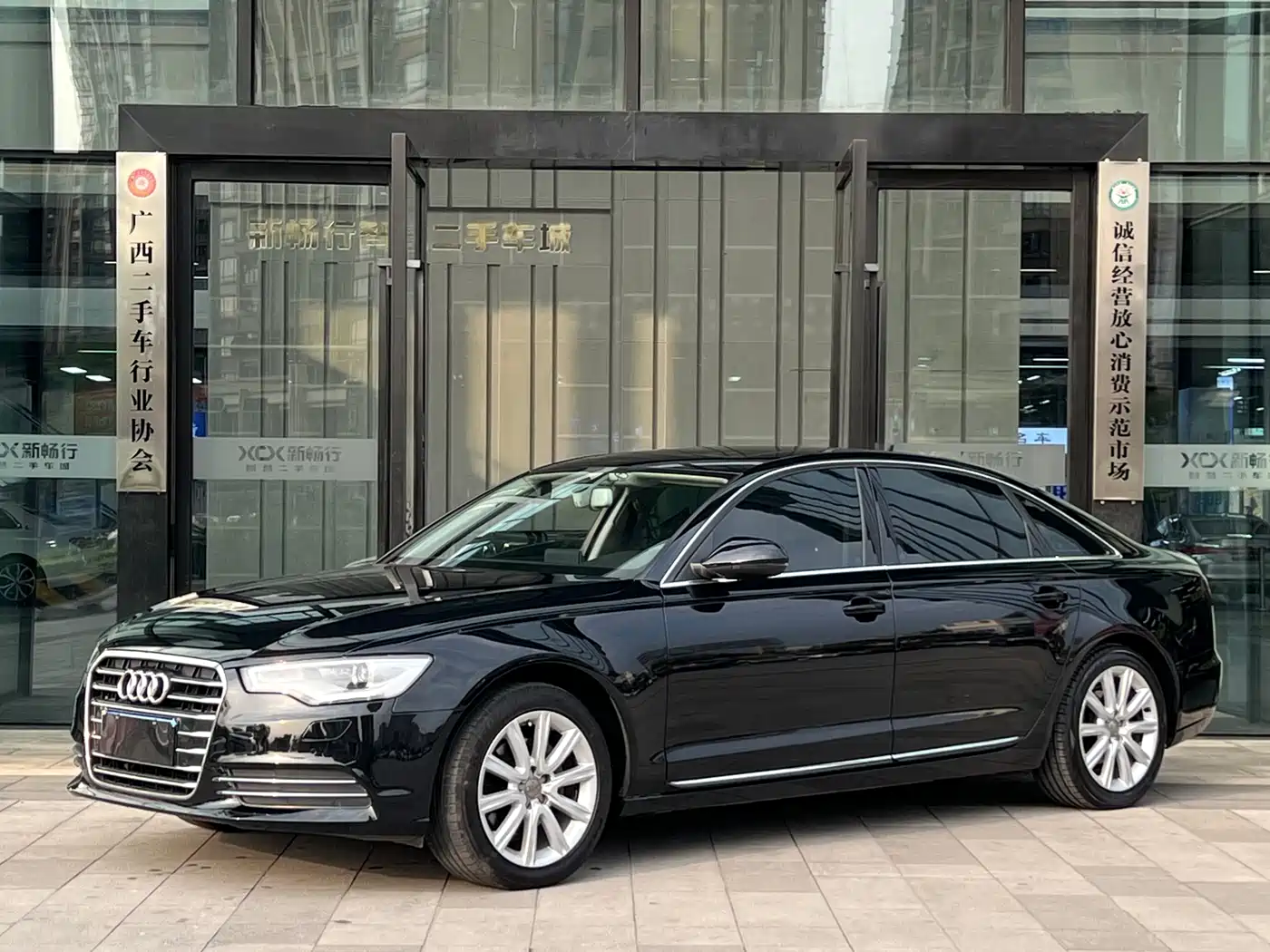 Audi A6L 2012 35 FSI Comfort