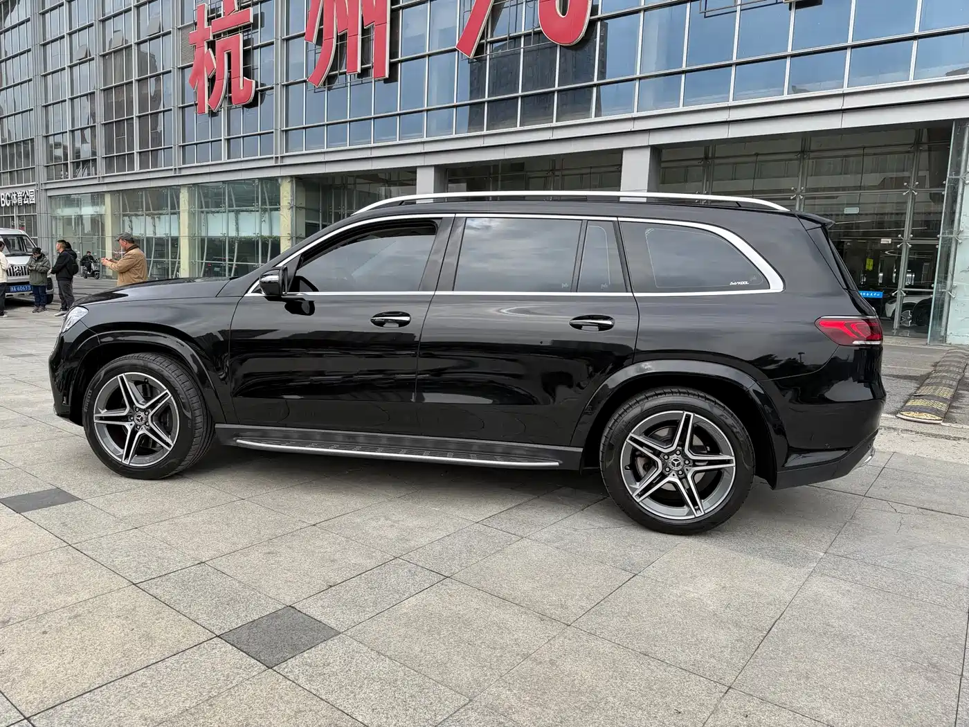 MERCEDES-BENZ GLS