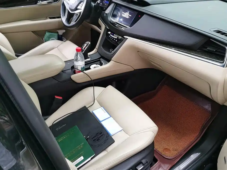 Cadillac XT5 2017 Anniversary Edition 25T Technology фото 8