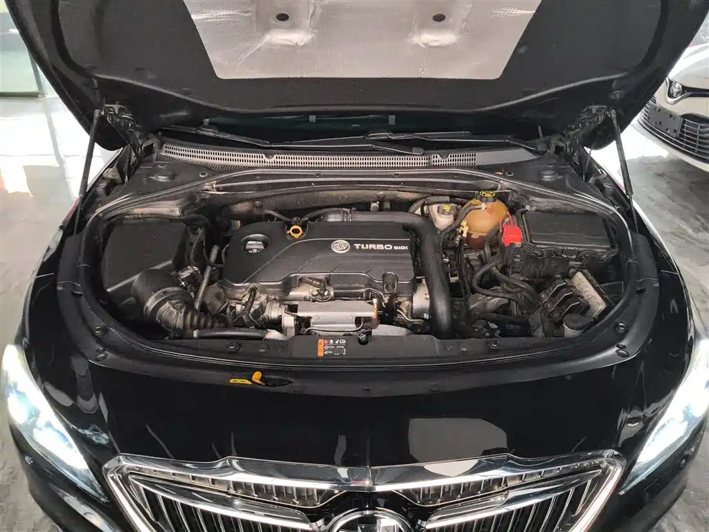 Buick LaCrosse 2018 Model 20T Elite Edition фото 16