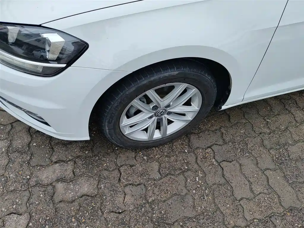 Volkswagen Golf 2018 1.6L Automatic Comfort фото 25