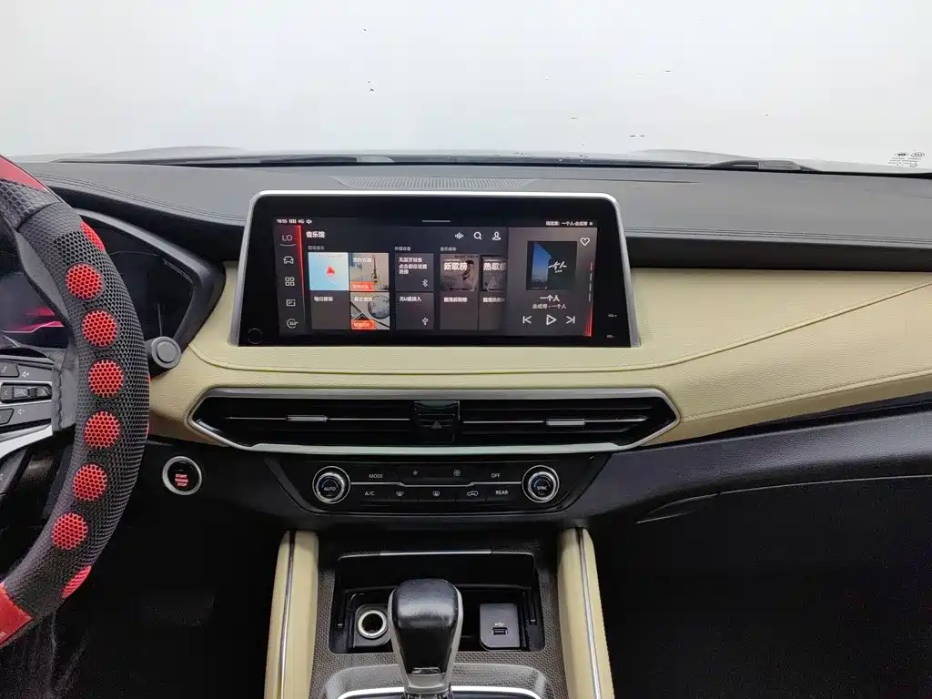 SAIC Maxus D90 2019 2017 2.0T Automatic 2WD Uranus
