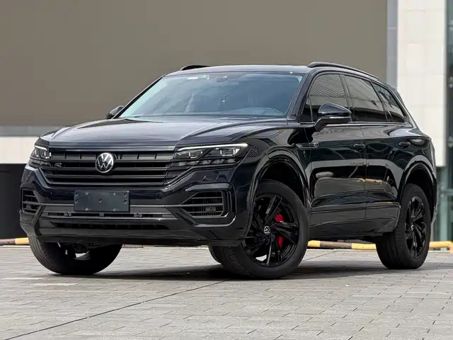  Volkswagen Touareg 2022 3.0TSI Rui Xiang Edition Gloss Black Sport Package