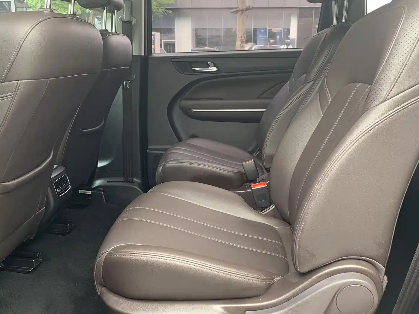 GAC Trumpchi Trumpchi M6 2019 270T Automatic Luxury (7-seater) China V фото 6