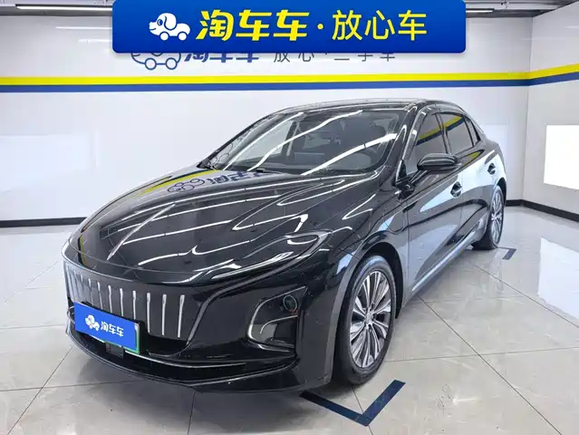 Hongqi E-QM5 2023