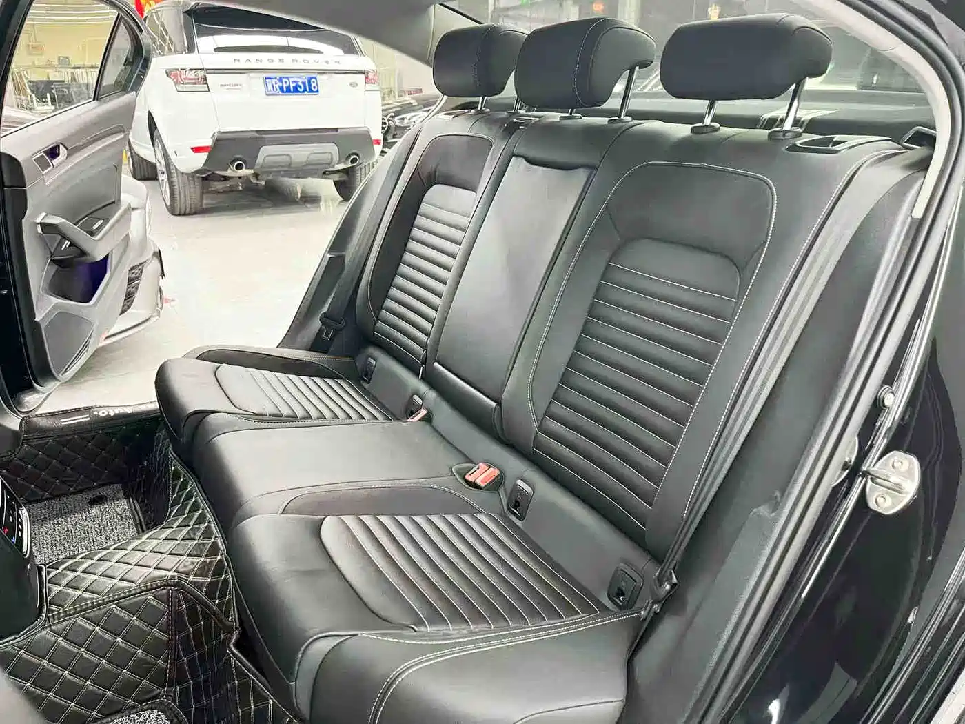 Volkswagen Magotan 2020 330TSI DSG Leading фото 14