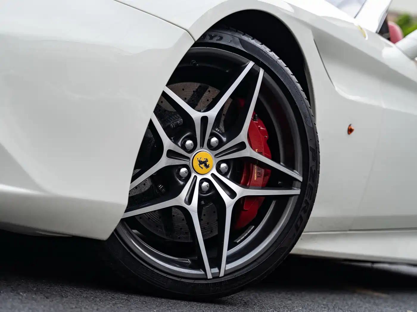 Ferrari California T 2015 3.9T Standard фото 6