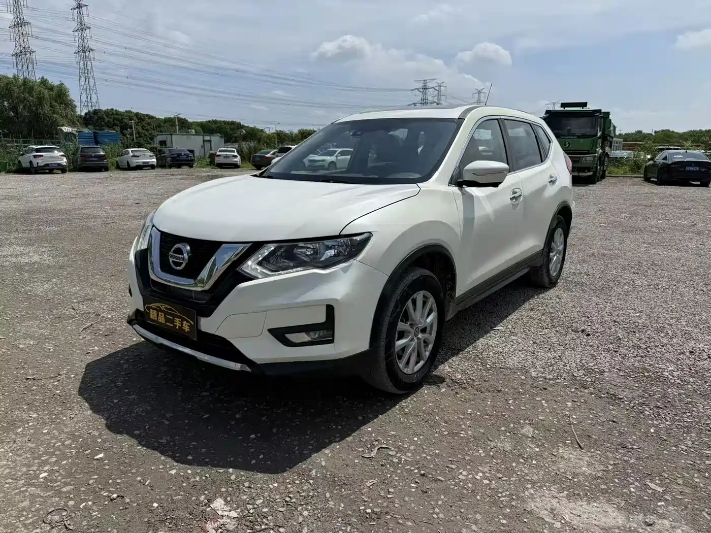 Фото 2 - Nissan X-Trail
