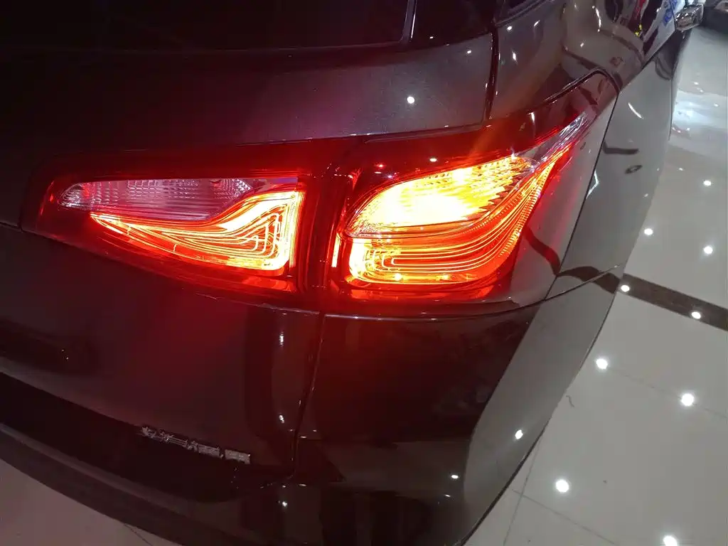 Chevrolet Equinox 2018 535T Automatic Control Edition фото 8