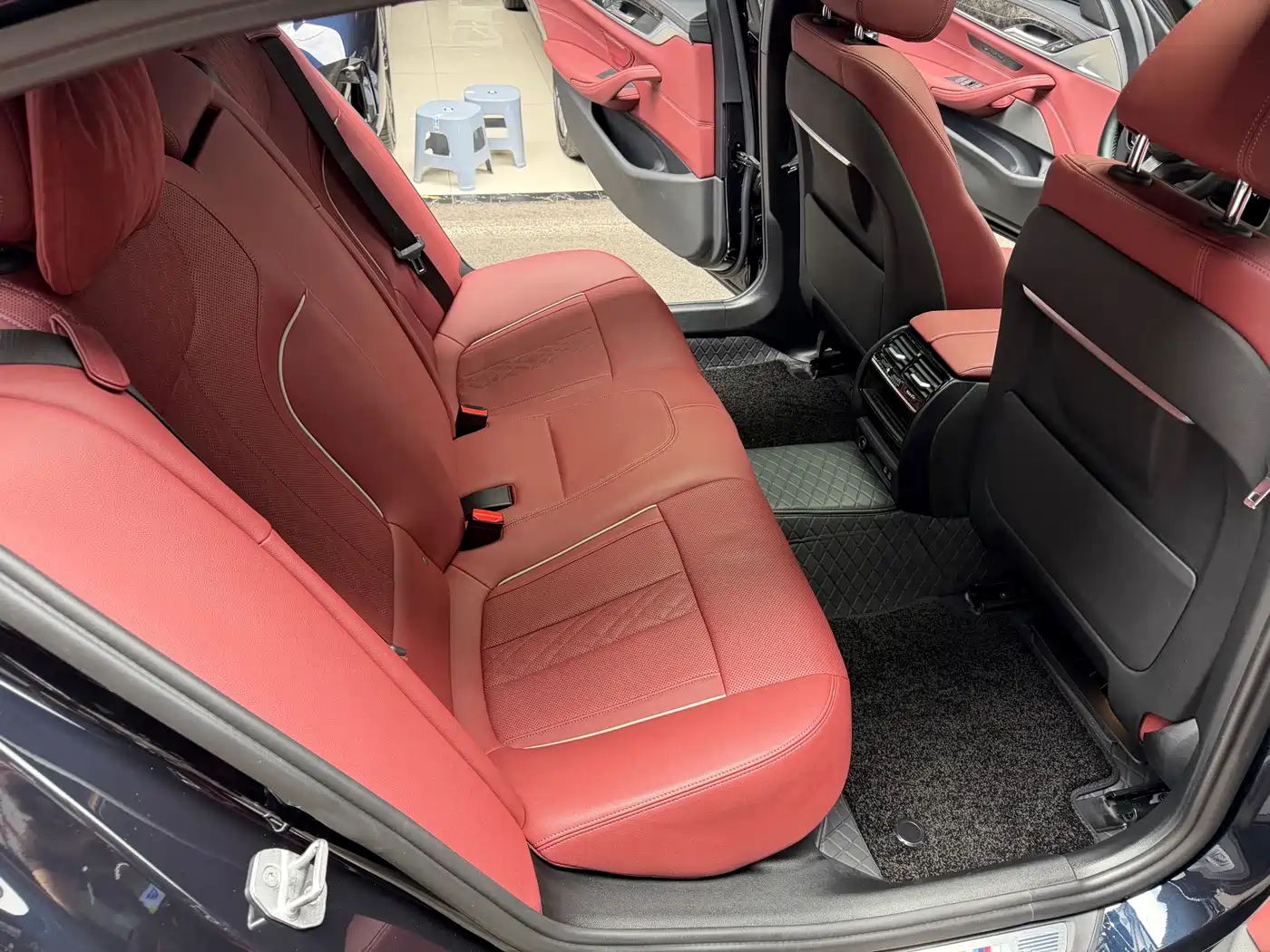 BMW 5 Series 2022 Model Second Facelift 530Li Leading M Sport Package фото 24