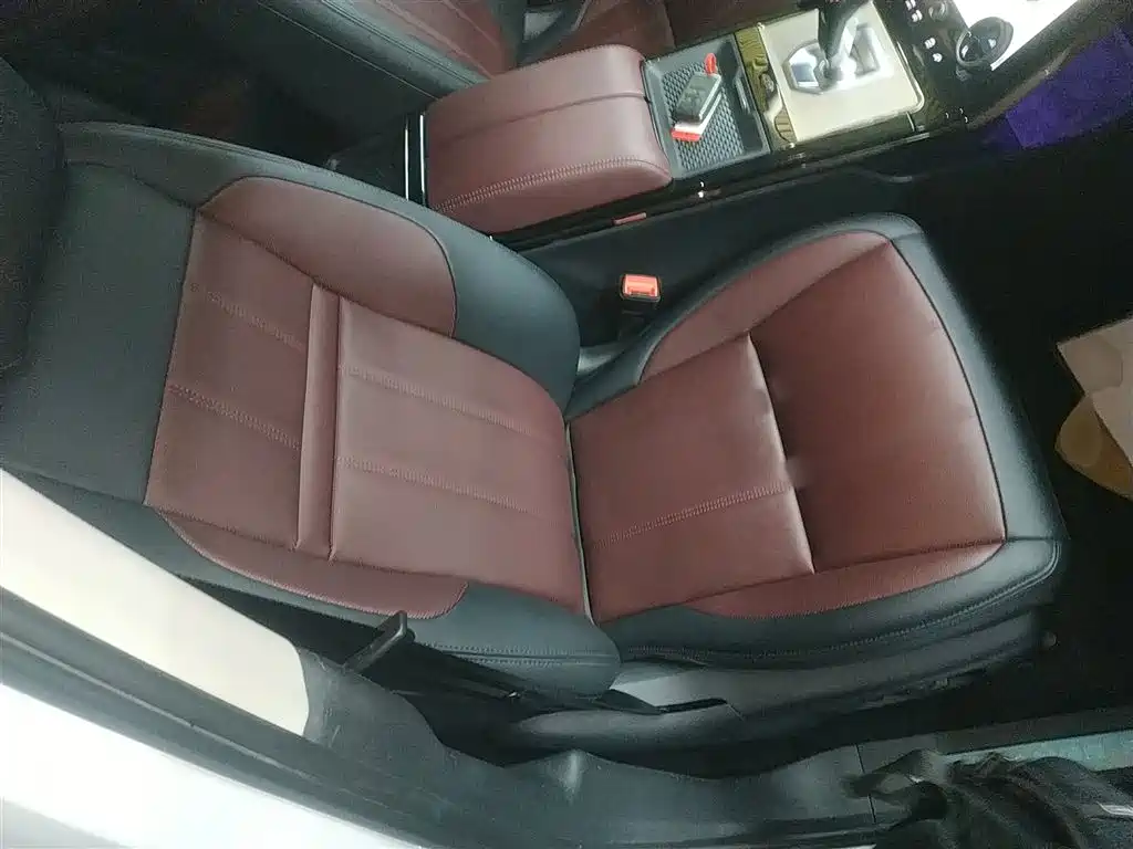 Land Rover Range Rover Evoque 2023 Range Rover Evoque L 249PS Luxury Edition фото 16