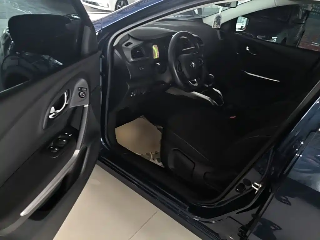 Renault Kadjar 2017 2016 2.0L 2WD Leading