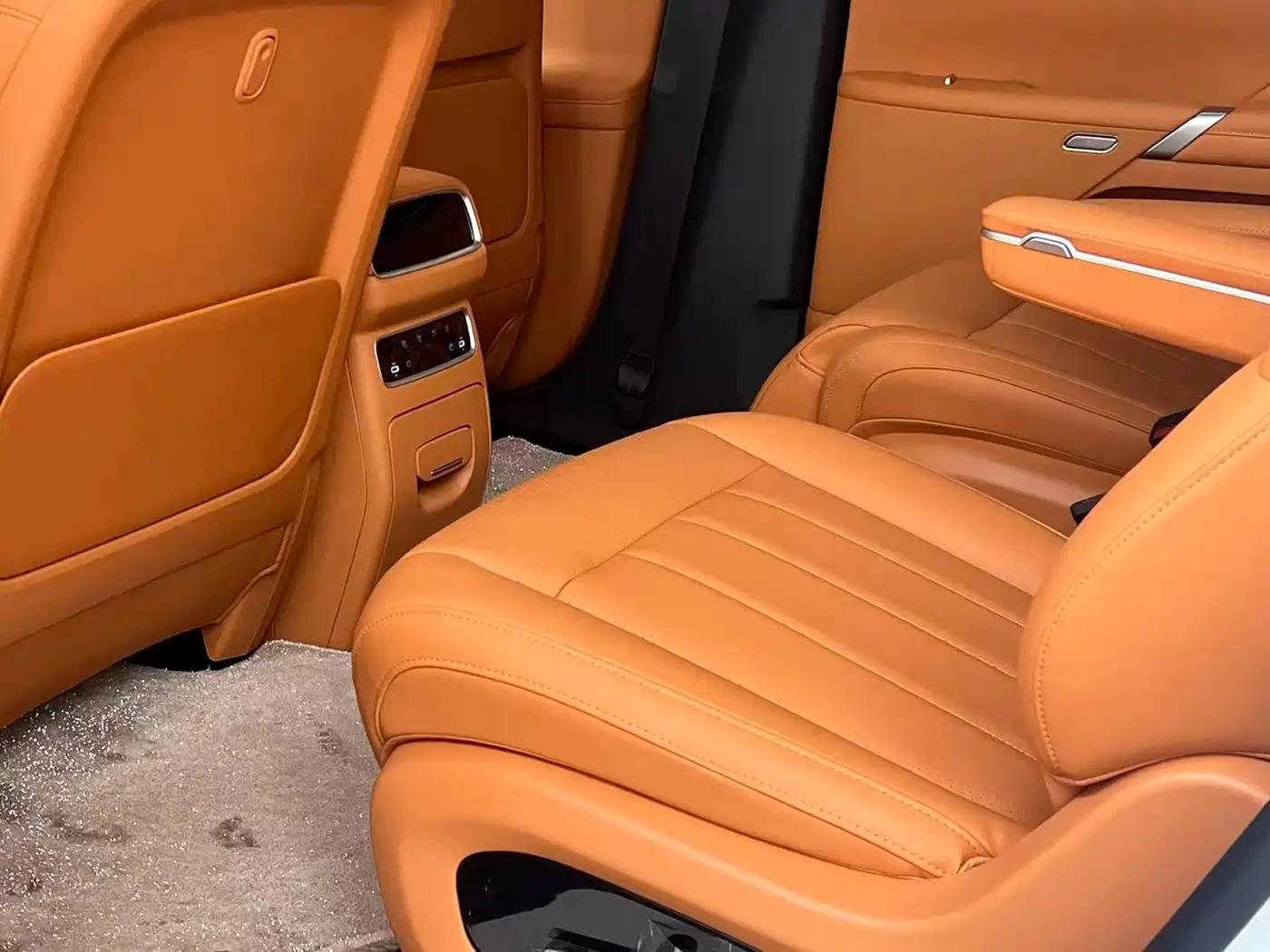 Dongfeng Yipai eπ008 2026 6-seater EREV Family Joy Edition фото 6