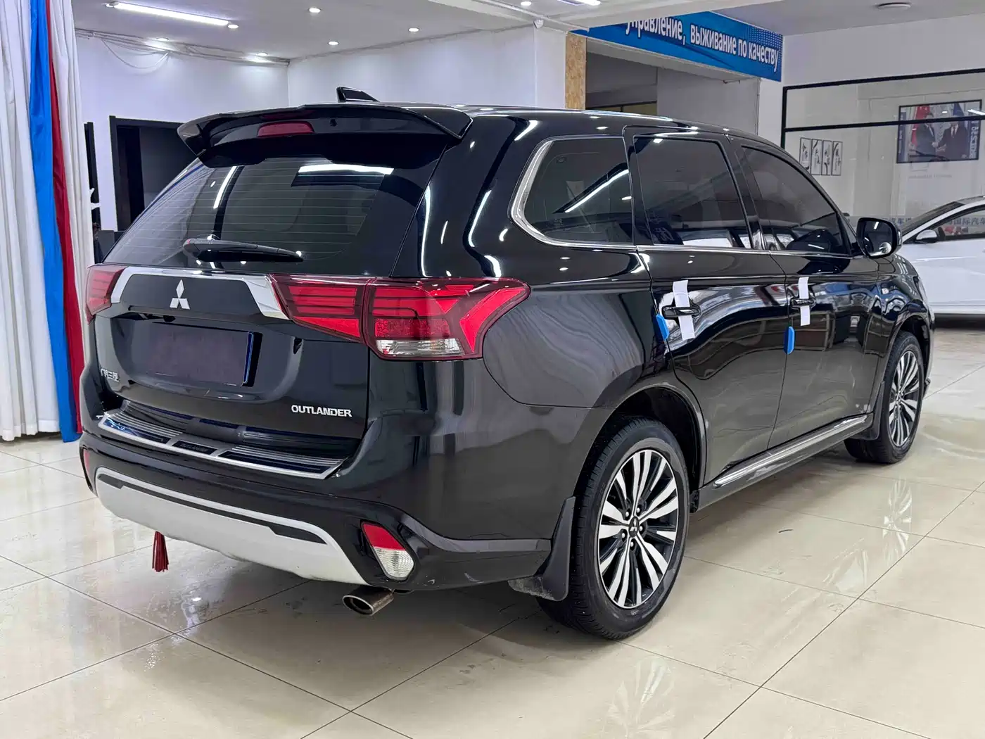 Mitsubishi Outlander 2021 Facelift 2.0L 2WD Comfort Edition 5-Seater фото 6