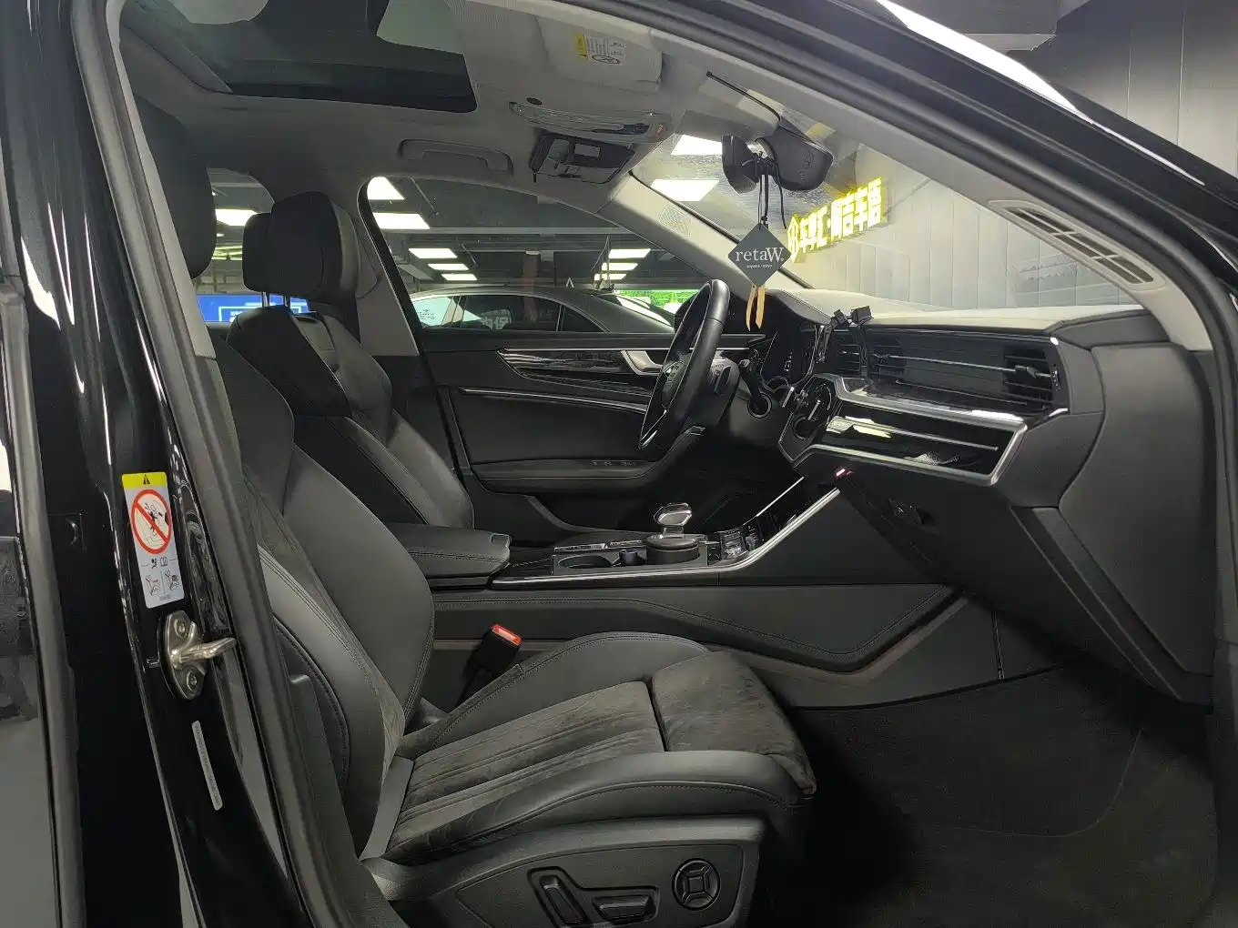 Фото 12 - Audi A6 (Import)