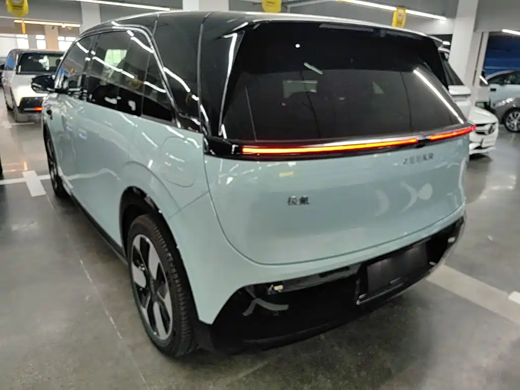 ZEEKR MIX 2025 2025 Smart Driving Edition