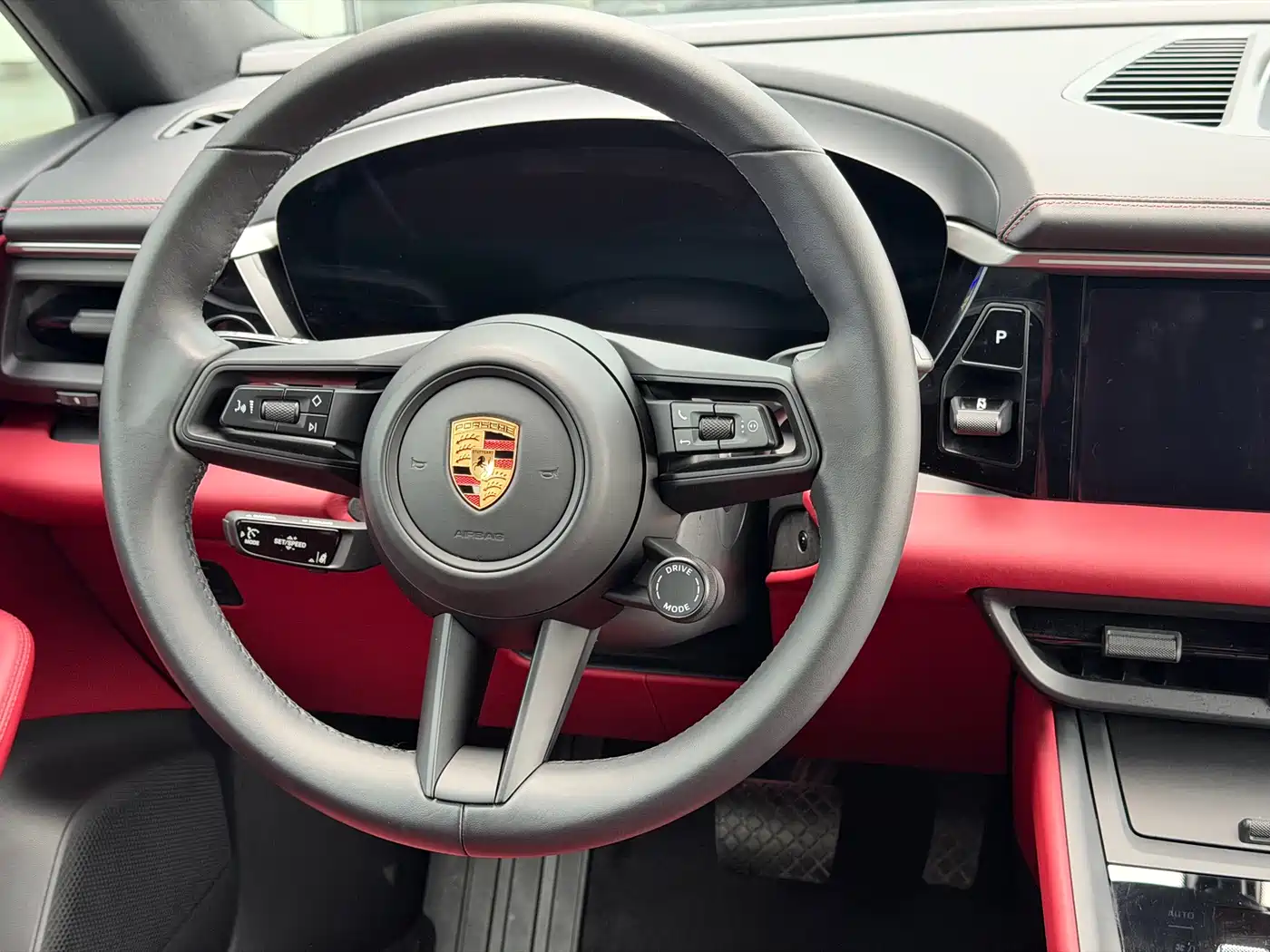 PORSCHE MACAN NEW ENERGY