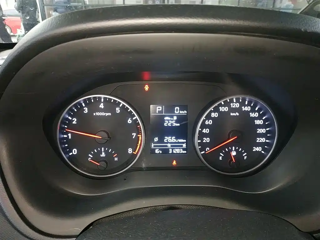 Hyundai Elantra 2020 1.6L Auto GL Pleasing Edition фото 8